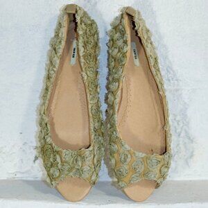 Kimchi Blue Peep Toe Flats Covered in Sage Rosettes- Size 9